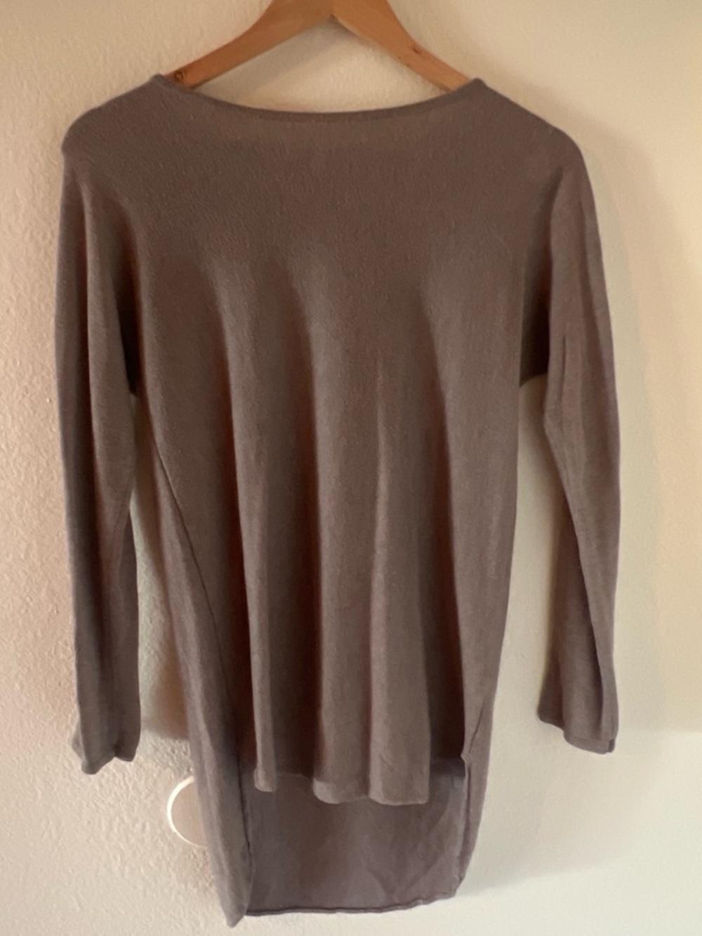Joan Vass Scoop-Neck Lightweight Knit Sweater in Taupe Gray